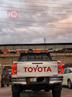 تويوتا هايلوكس